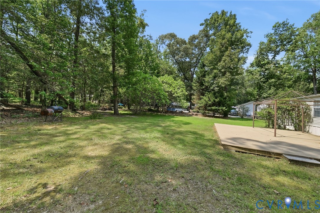 517 Crittenden Road Deltaville, VA 23043 - Photo 8 of 42