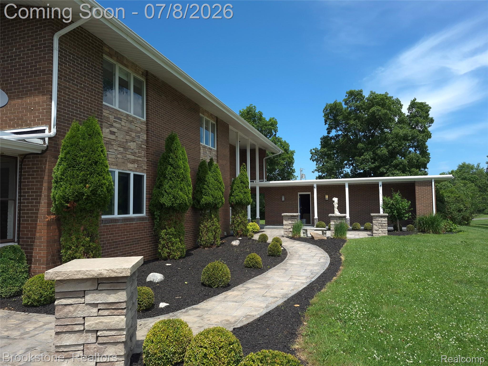 4140 South Henderson Road Davison, MI 48423 - Photo 5 of 98 20260706_141023.jpg