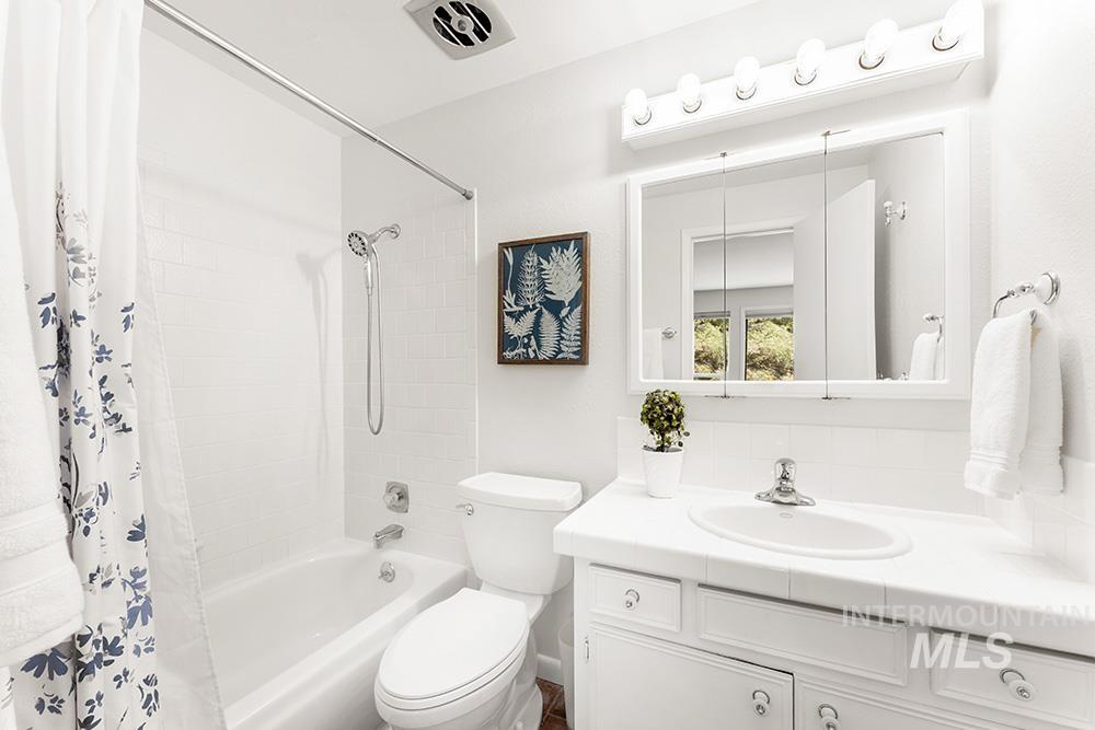 103 West Braemere Road Boise, ID 83702 - Photo 14 of 23