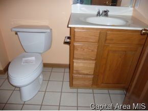 8054 Thomas Road Rochester, IL 62563 - Photo 5 of 12 Gallery Image 5