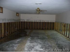 8054 Thomas Road Rochester, IL 62563 - Photo 10 of 12 Gallery Image 10