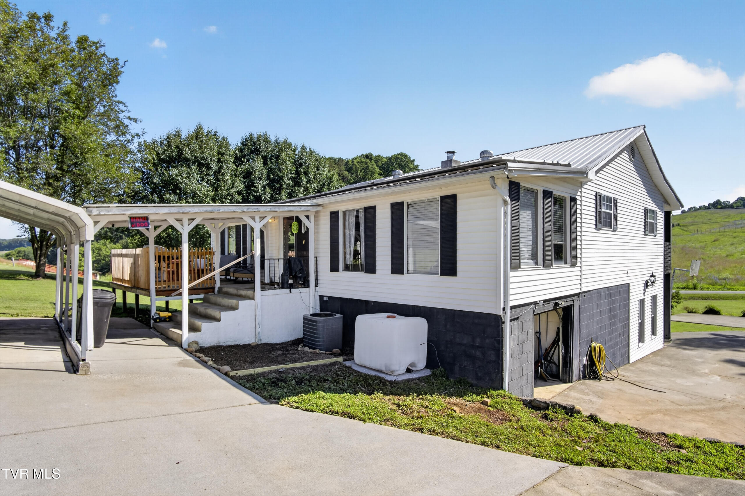 6196 Poplar Springs Road Greeneville, TN 37743 - Photo 51 of 59 DSC00702