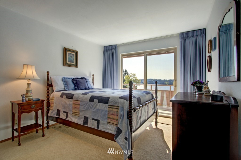 15 Brook Bay Road Mercer Island, WA 98040 - Photo 8 of 14
