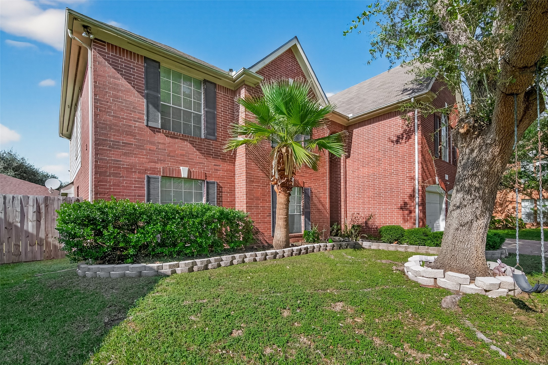 16315 April Ridge Drive Houston, TX 77083 - Photo 3 of 48