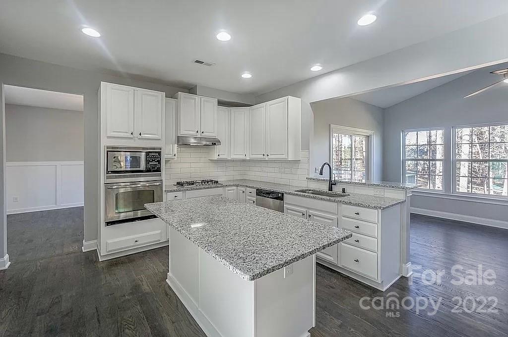3885 Eastwind Cove Road Denver, NC 28037 - Photo 3 of 7 Gallery Image 3