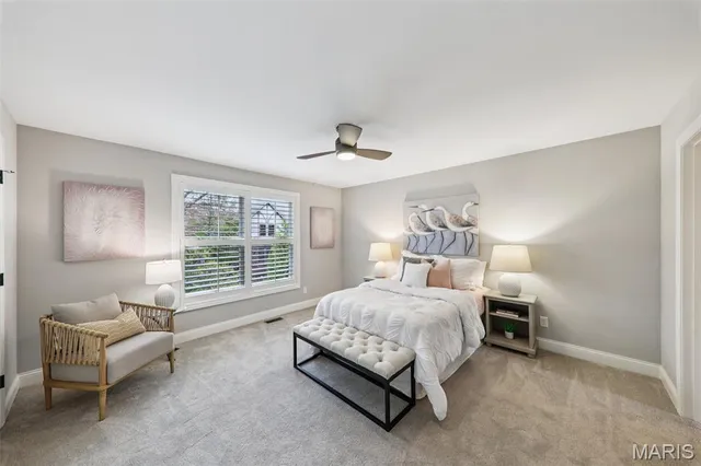 $2,000,000 | 115 Ladue Pine Woods Place, St. Louis, MO 63141