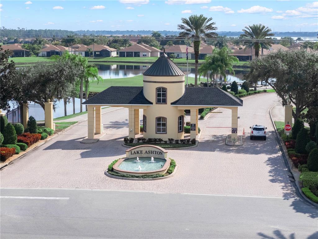 1507 Riviera Court Winter Haven, FL 33859 - Photo 39 of 70