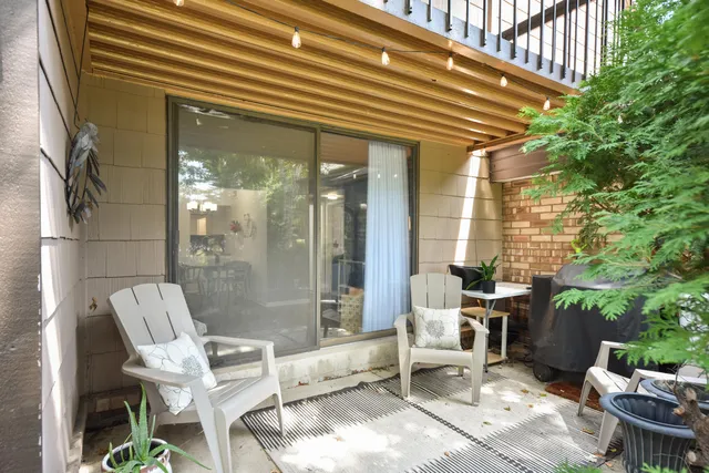 $85,900 | 8643 North Servite Drive, Unit 112, Milwaukee, WI 53223