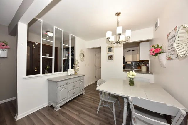 $85,900 | 8643 North Servite Drive, Unit 112, Milwaukee, WI 53223