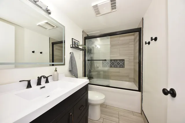 $85,900 | 8643 North Servite Drive, Unit 112, Milwaukee, WI 53223