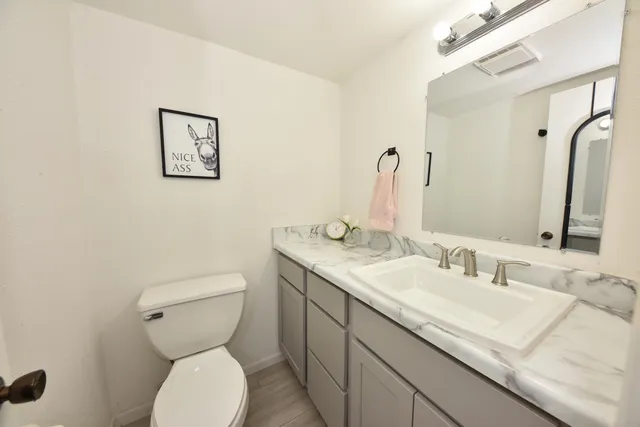 $85,900 | 8643 North Servite Drive, Unit 112, Milwaukee, WI 53223