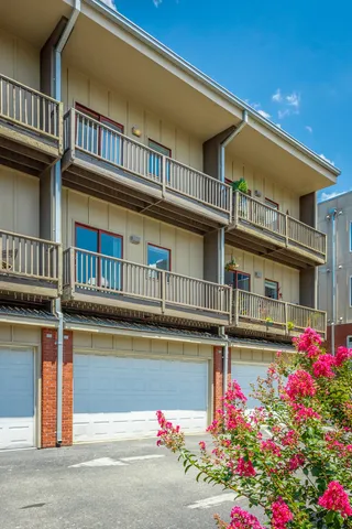 $369,000 | 852 East 8th Street, Chattanooga, TN 37403