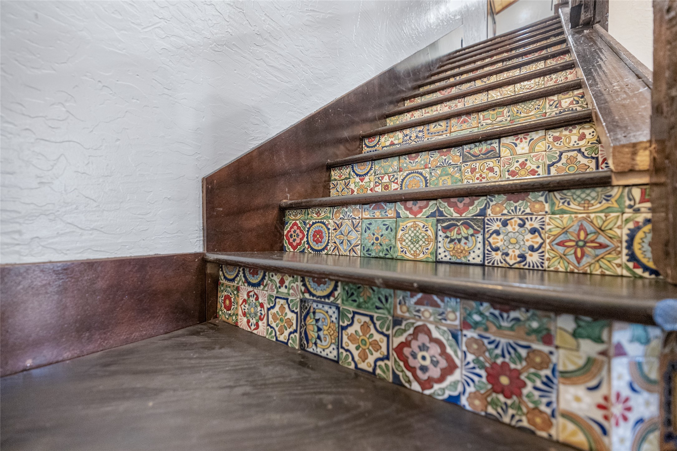 495 Everitt Road Cleveland, TX 77328 - Photo 20 of 43 a close up of a street sign