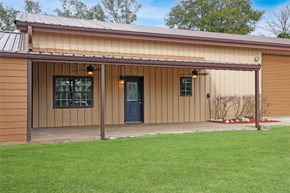 495 Everitt Road Cleveland, TX 77328 - Photo 3 of 41