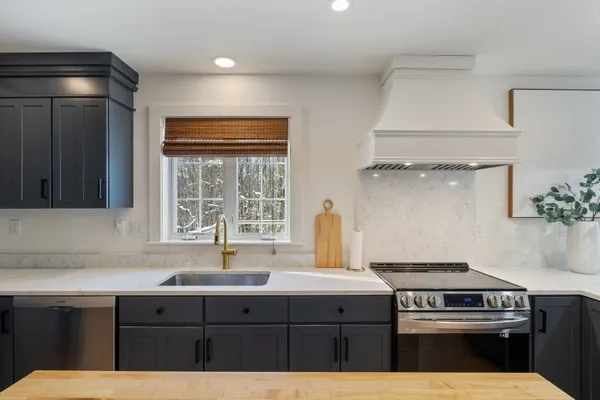 $1,450,000 | 12 Runaway Road, Newfields, NH 03856