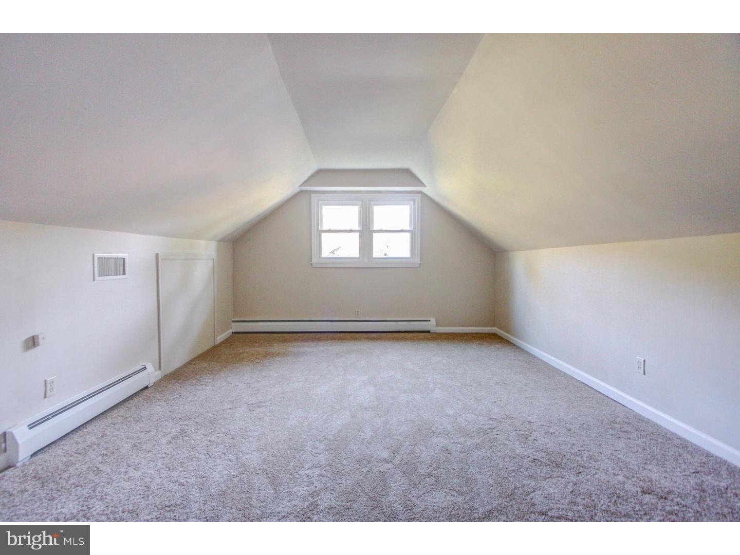 964 Lavera Road Warminster, PA 18974 - Photo 21 of 25 Bedroom 4