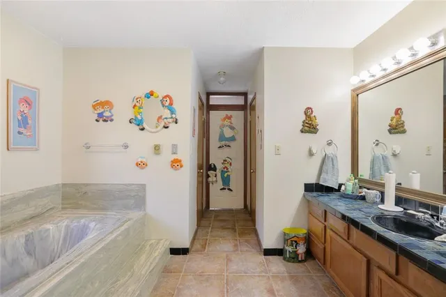 $350,000 | 26512 Lucille Drive, Lacombe, LA 70445