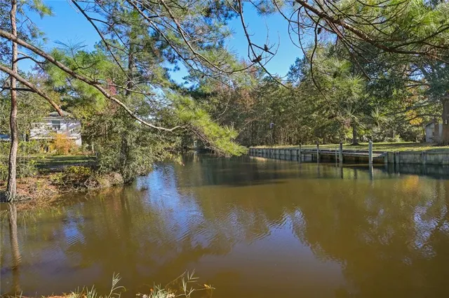 $350,000 | 26512 Lucille Drive, Lacombe, LA 70445