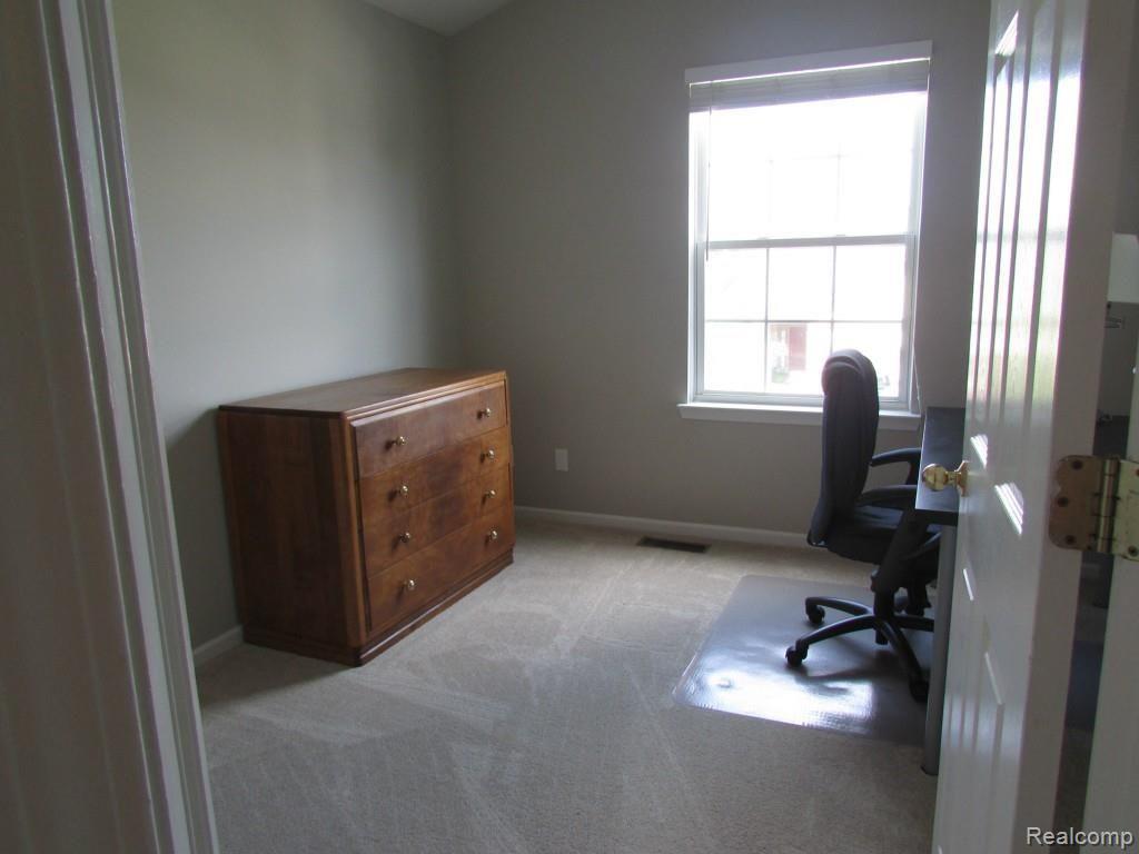 46 Eagle Ridge Road Lake Orion, MI 48360 - Photo 27 of 35