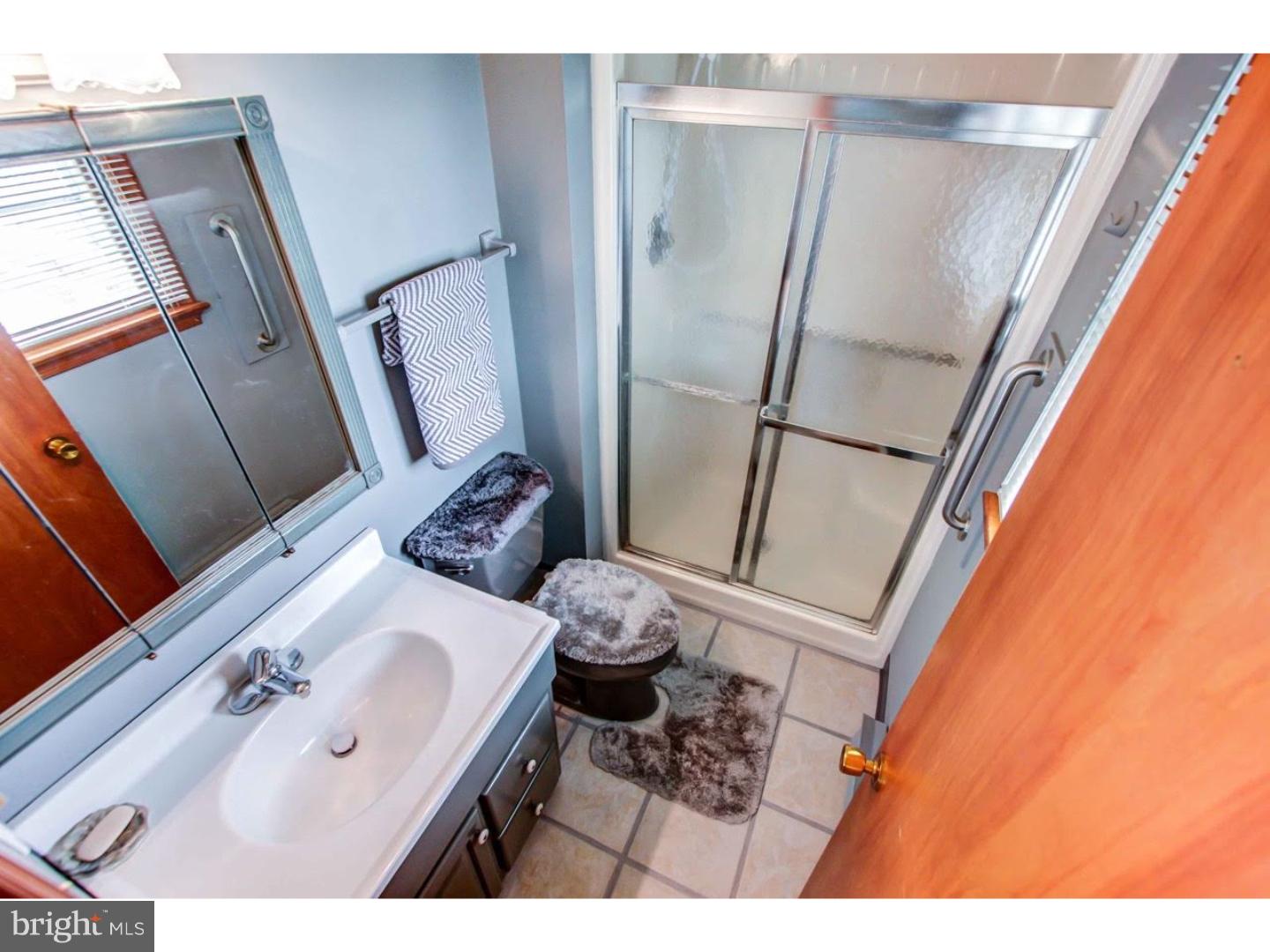 1123 Old Post Road Perkasie, PA 18944 - Photo 14 of 18 Master Bathroom