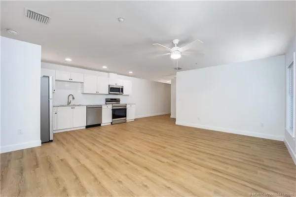 $2,300 | 3375 Southwest Mapp Road, Unit 204, Palm City, FL 34990