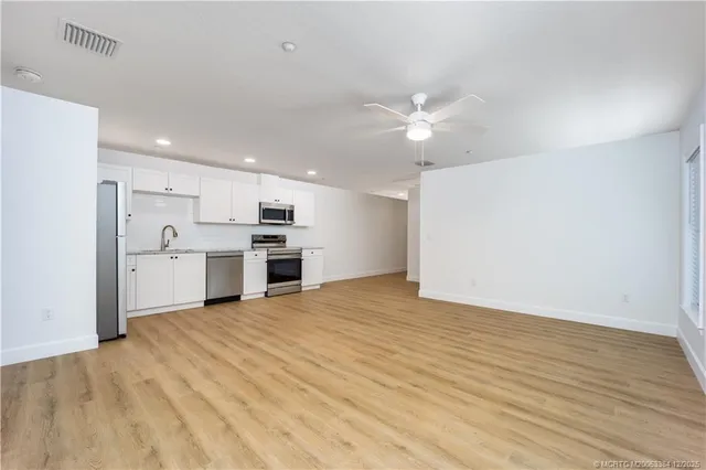 $2,500 | 3375 Southwest Mapp Road, Unit 204, Palm City, FL 34990