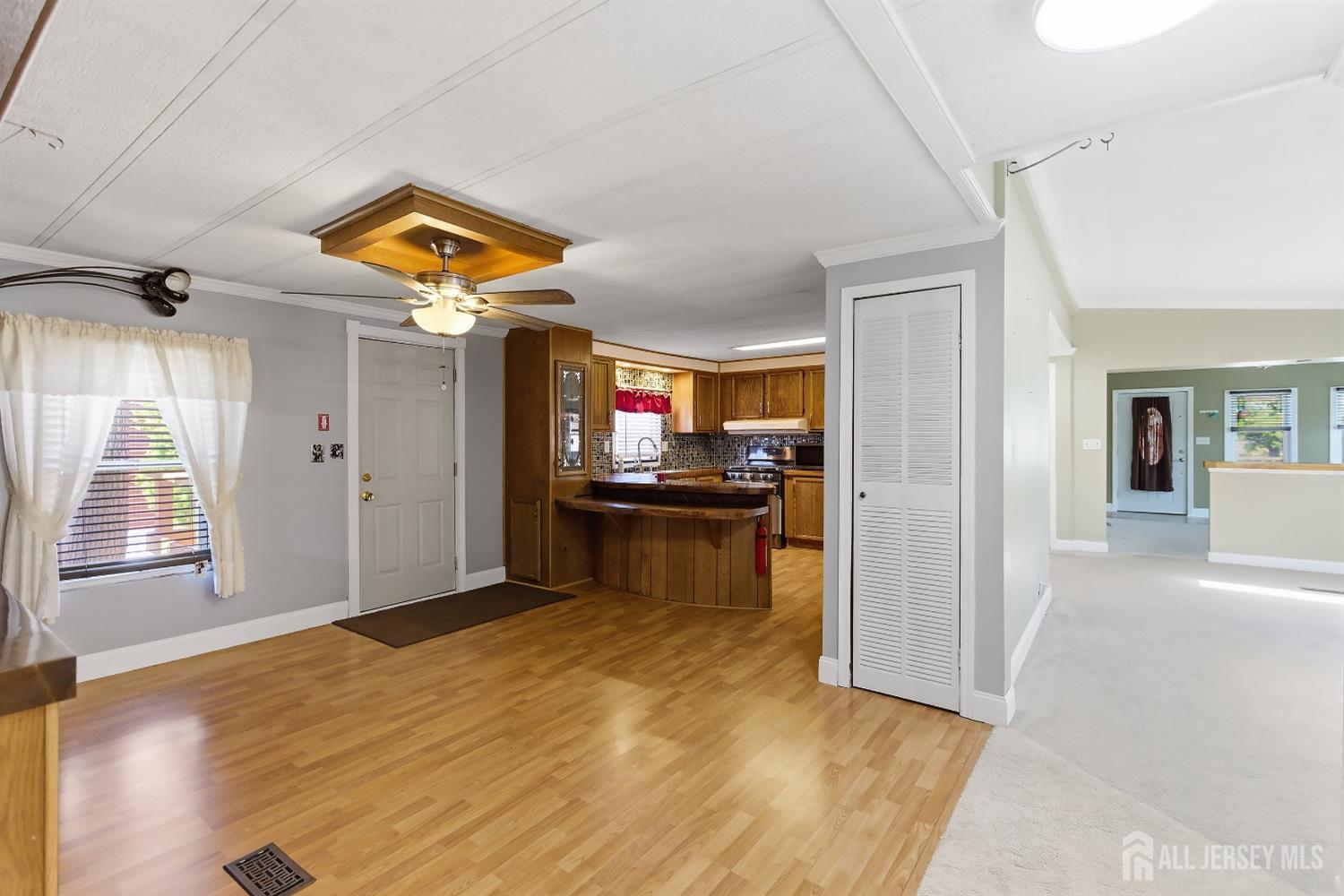 8 Longfellow Road North Brunswick, NJ 08902 - Photo 5 of 23 Gallery Image 5