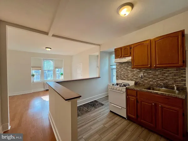$1,200 | 7133 Chew Avenue, Unit 3, Philadelphia, PA 19119