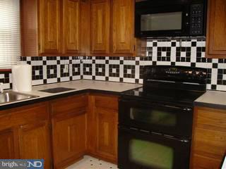 34 Ewingville Road Ewing, NJ 08638 - Photo 3 of 6 Gallery Image 3