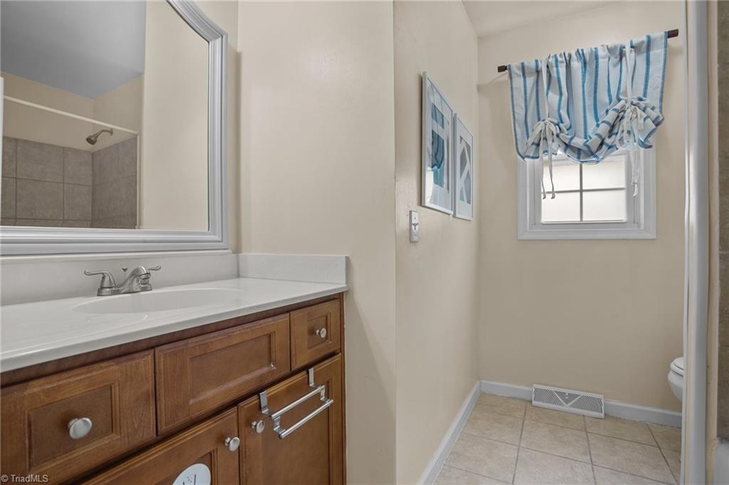 3518 Johnson Street High Point, NC 27265 - Photo 17 of 49