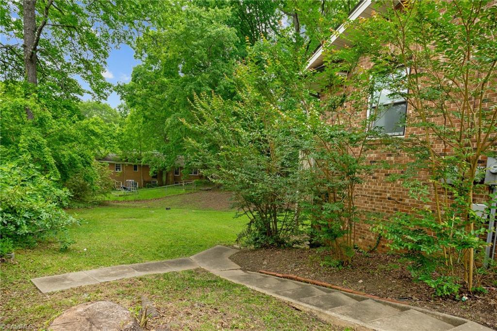 3518 Johnson Street High Point, NC 27265 - Photo 4 of 49