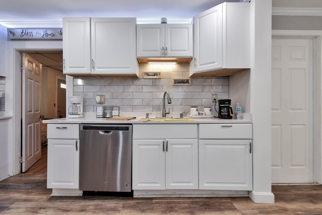 3 Venice Road Methuen, MA 01844 - Photo 12 of 39 Gallery Image 12