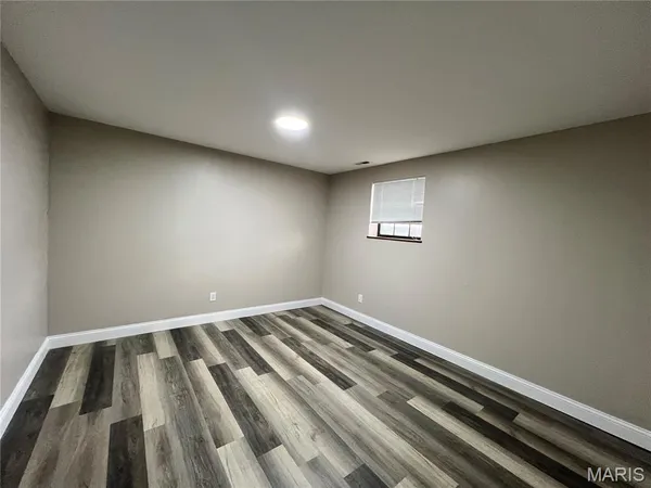 $309,900 | 158 Universal Drive, St. Peters, MO 63376