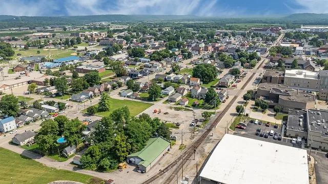 $1 | 0 Maple Street, Lawrenceburg, IN 47025