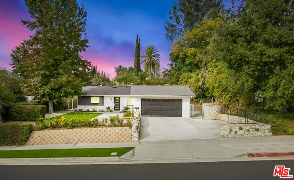 $4,500 | 20619 Clark Street, Woodland Hills, CA 91367