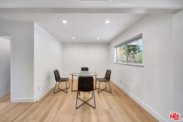$4,500 | 20619 Clark Street, Woodland Hills, CA 91367