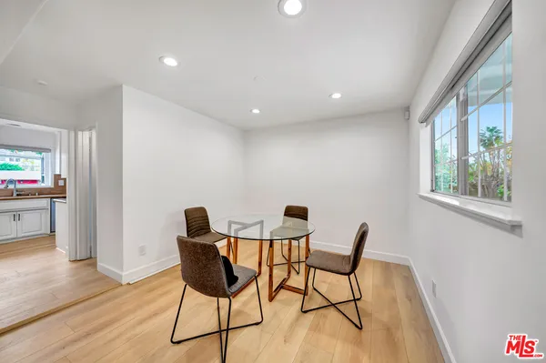 $4,500 | 20619 Clark Street, Woodland Hills, CA 91367