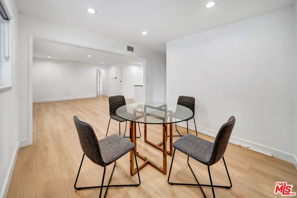 $4,500 | 20619 Clark Street, Woodland Hills, CA 91367