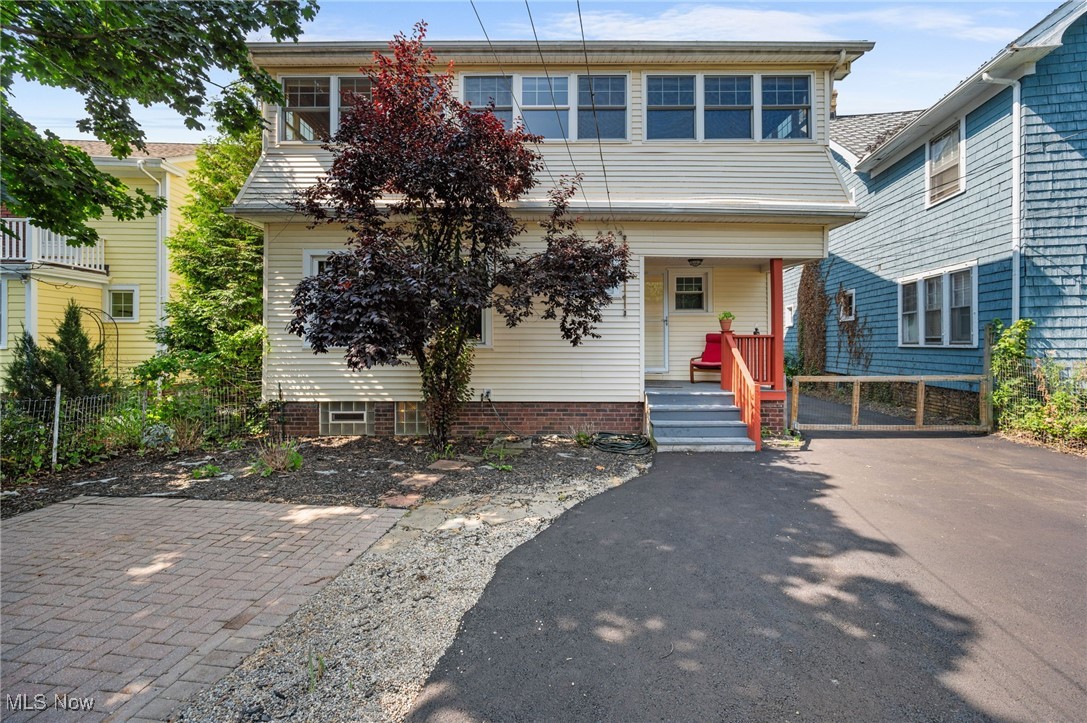 2986 Yorkshire Road Cleveland, OH 44118 - Photo 37 of 40 Gallery Image 37