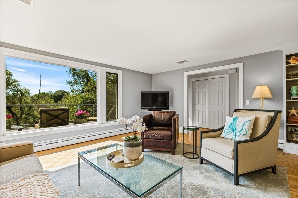 37 Ridge Hill Road Scituate, MA 02066 - Photo 10 of 38 Gallery Image 10