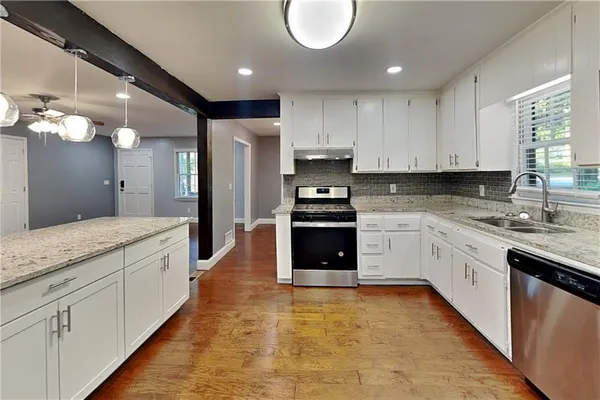 $2,600 | 281 Sumter Drive Northeast, Marietta, GA 30066