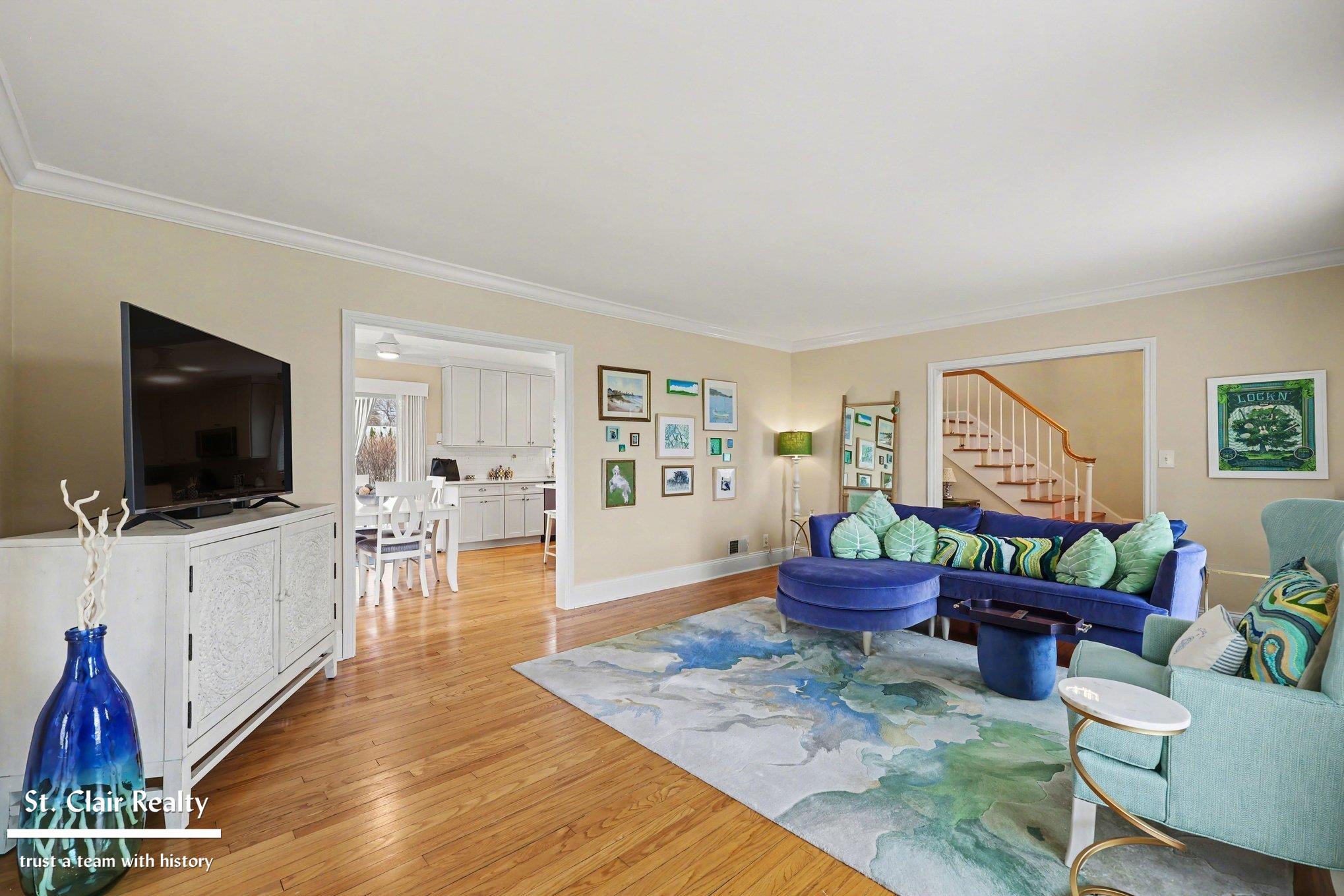 915 North Riverside Avenue St. Clair, MI 48079 - Photo 11 of 38
