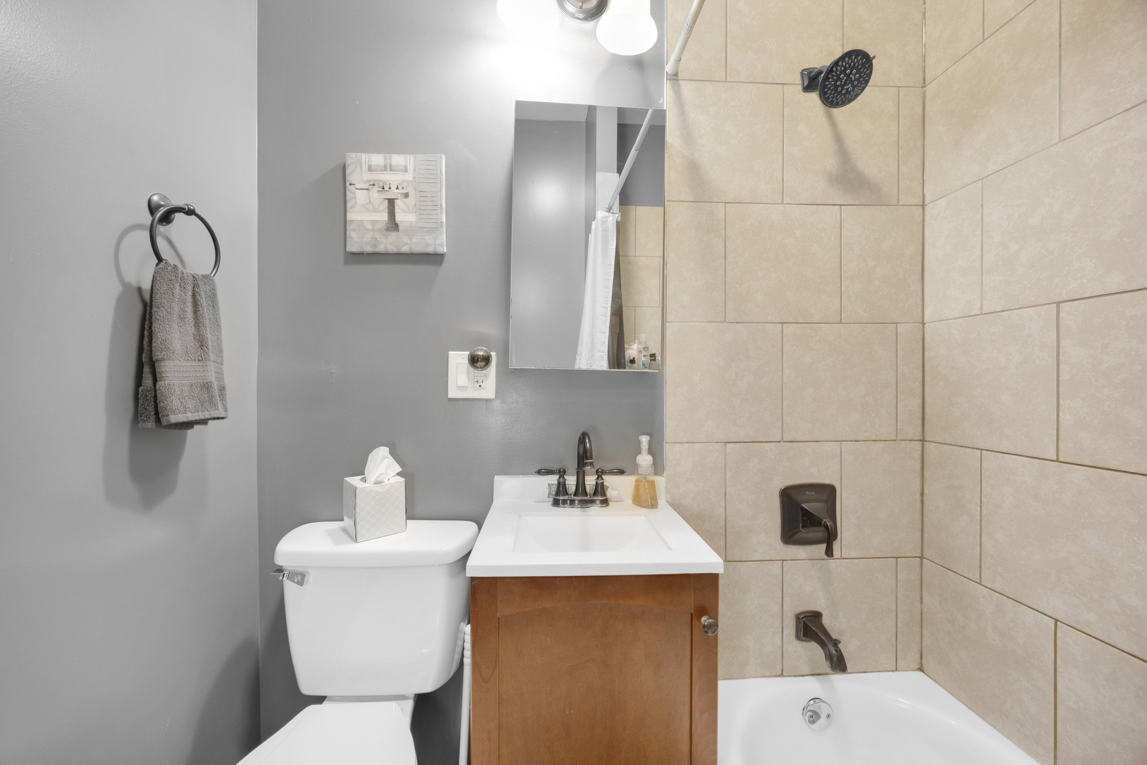 7220 South Carpenter Street Chicago, IL 60621 - Photo 16 of 17 a bathroom with a sink toilet and shower