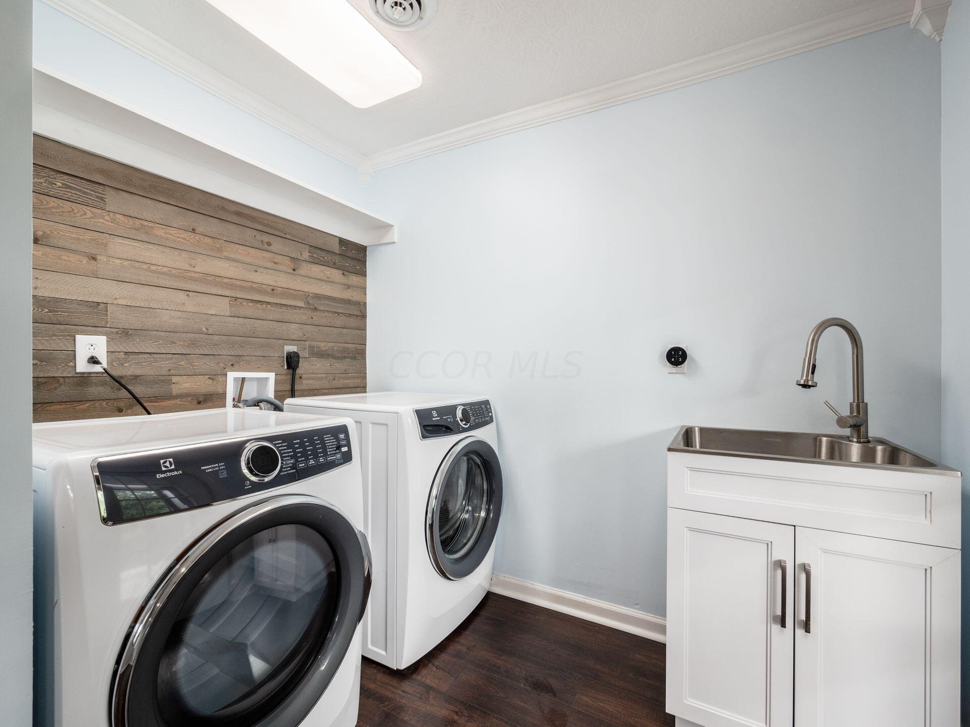 8711 Ridgley Road Mount Perry, OH 43760 - Photo 28 of 47 Laundry Area