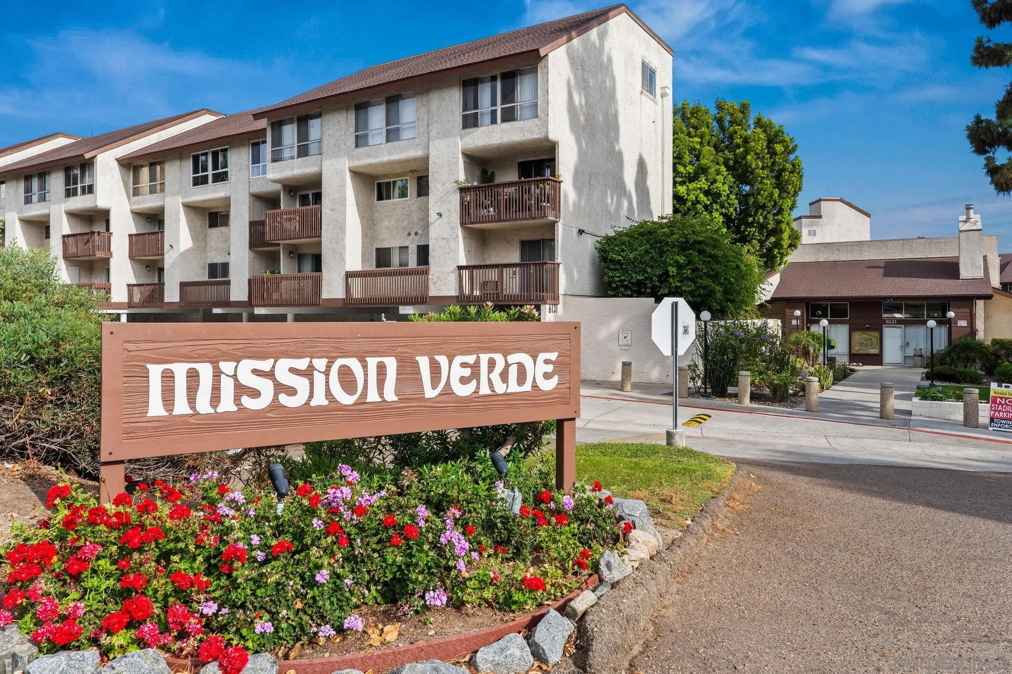 6171 Rancho Mission Road, Unit 208 San Diego, CA 92108 - Photo 1 of 40