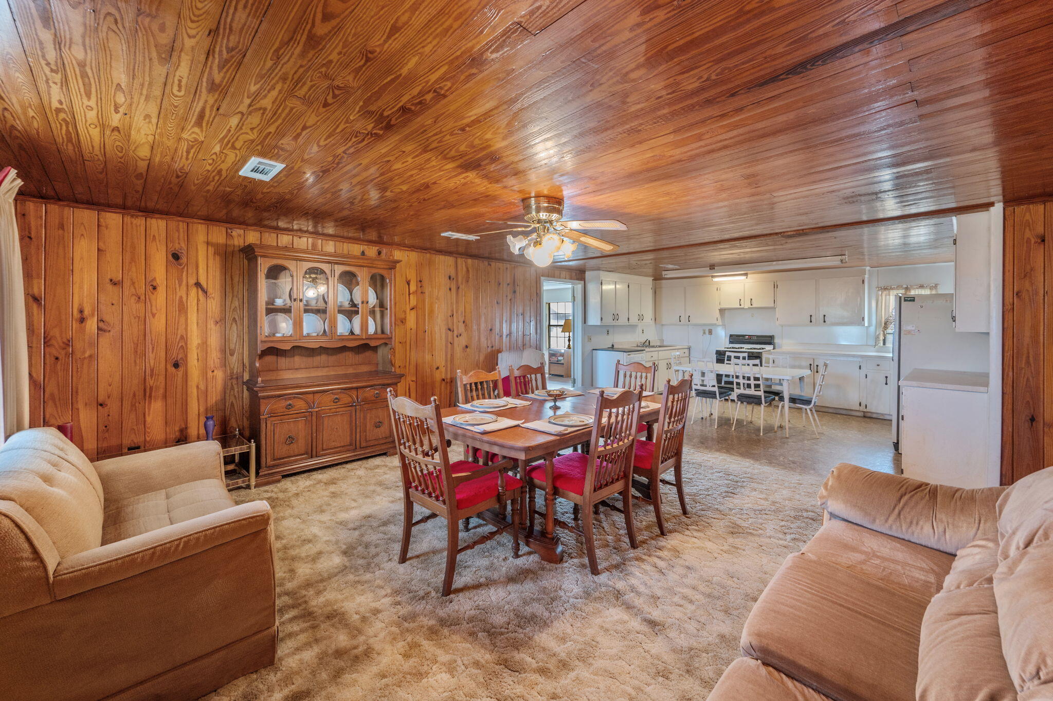 1950 Prescott Road Florala, AL 36442 - Photo 11 of 56 a view of a livingroom with furniture and window