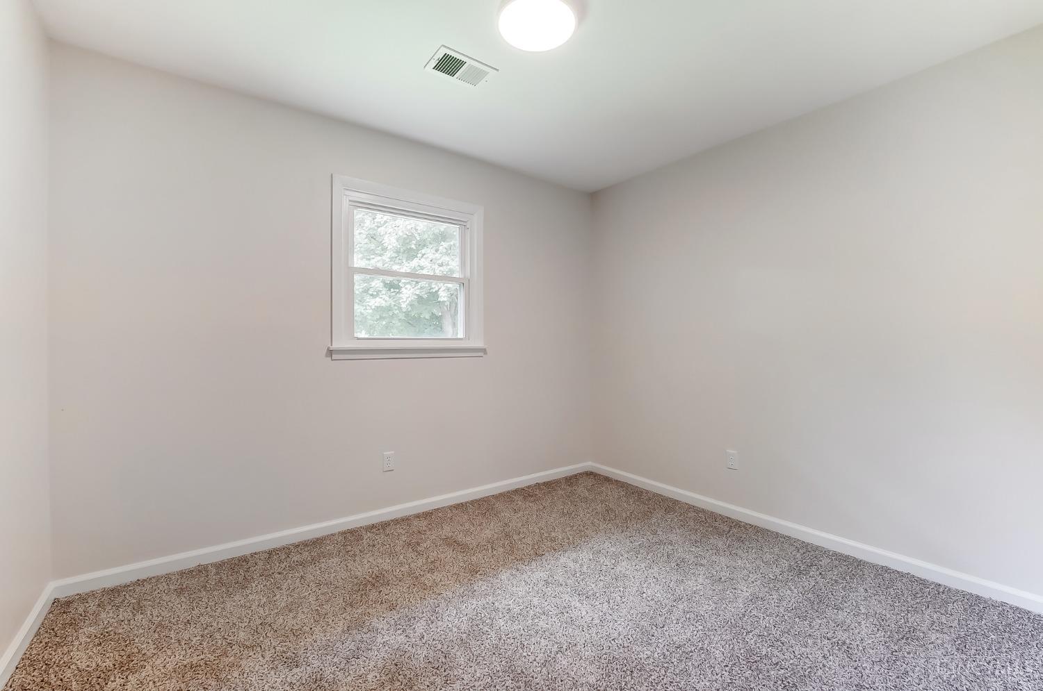4555 Eck Road Middletown, OH 45042 - Photo 24 of 30 Gallery Image 24