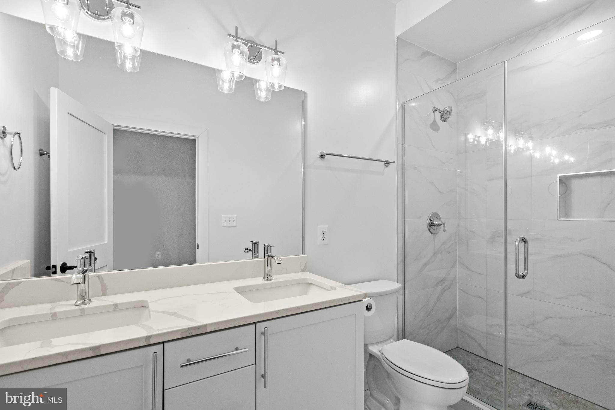 1130 Penn Street Northeast, Unit 6 Washington, DC 20002 - Photo 11 of 21 Primary Bath