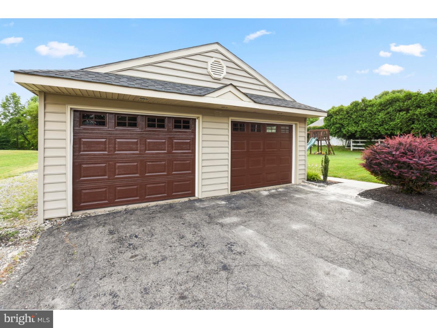 1237 Township Line Road Norristown, PA 19403 - Photo 2 of 25 Gallery Image 2
