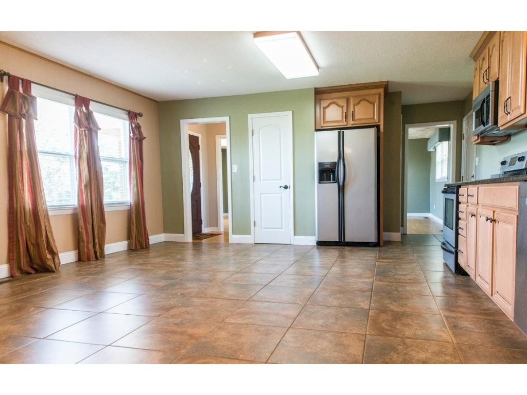 17375 Rim Road Abingdon, VA 24210 - Photo 2 of 15 Photo 2
